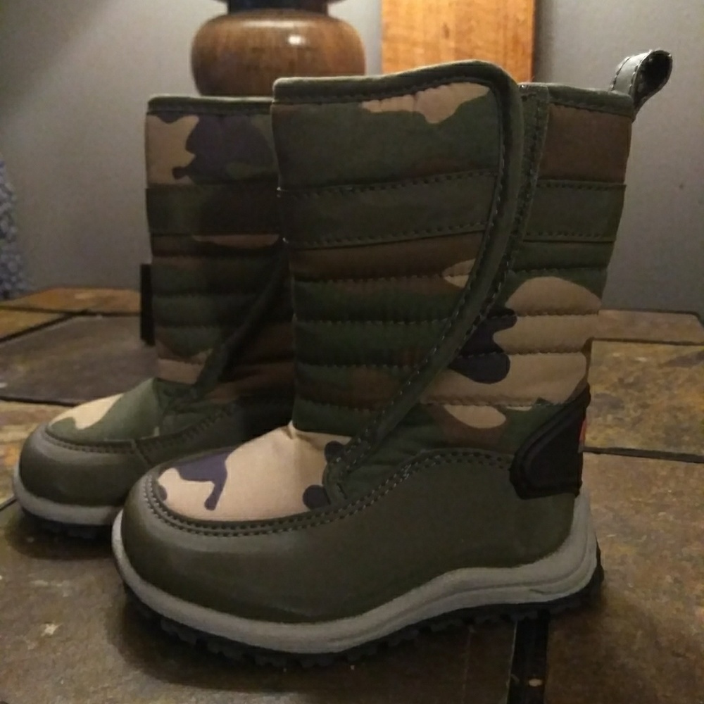 Boys winter boots